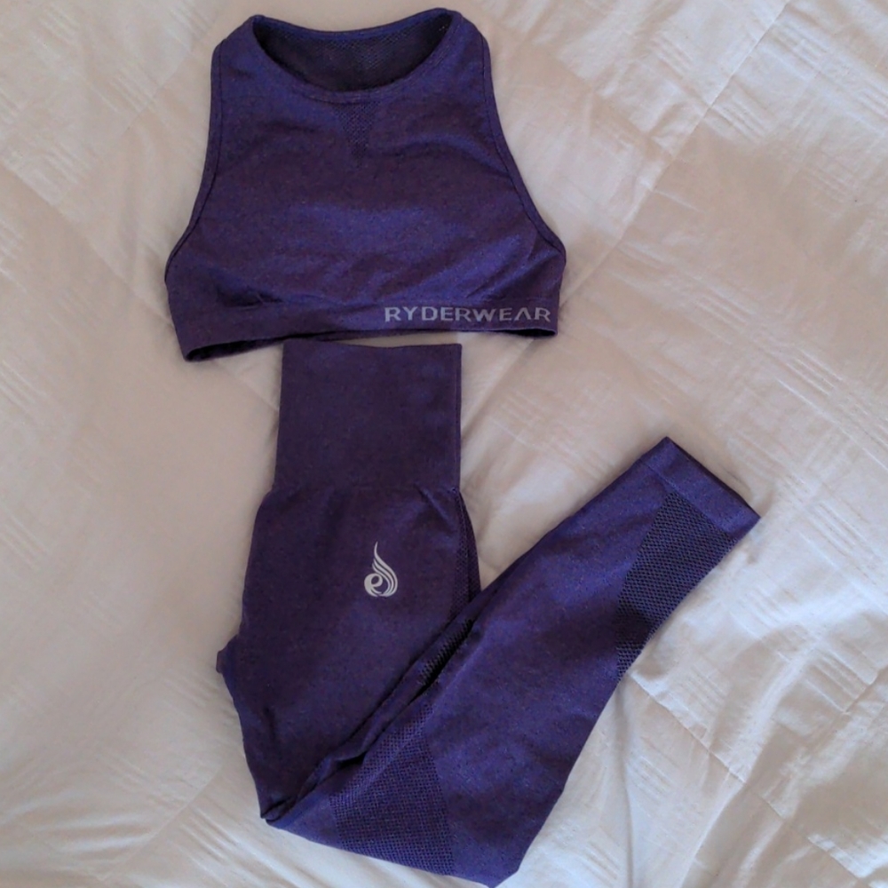 Ryderwear Seamless Leggings & Sports Bra